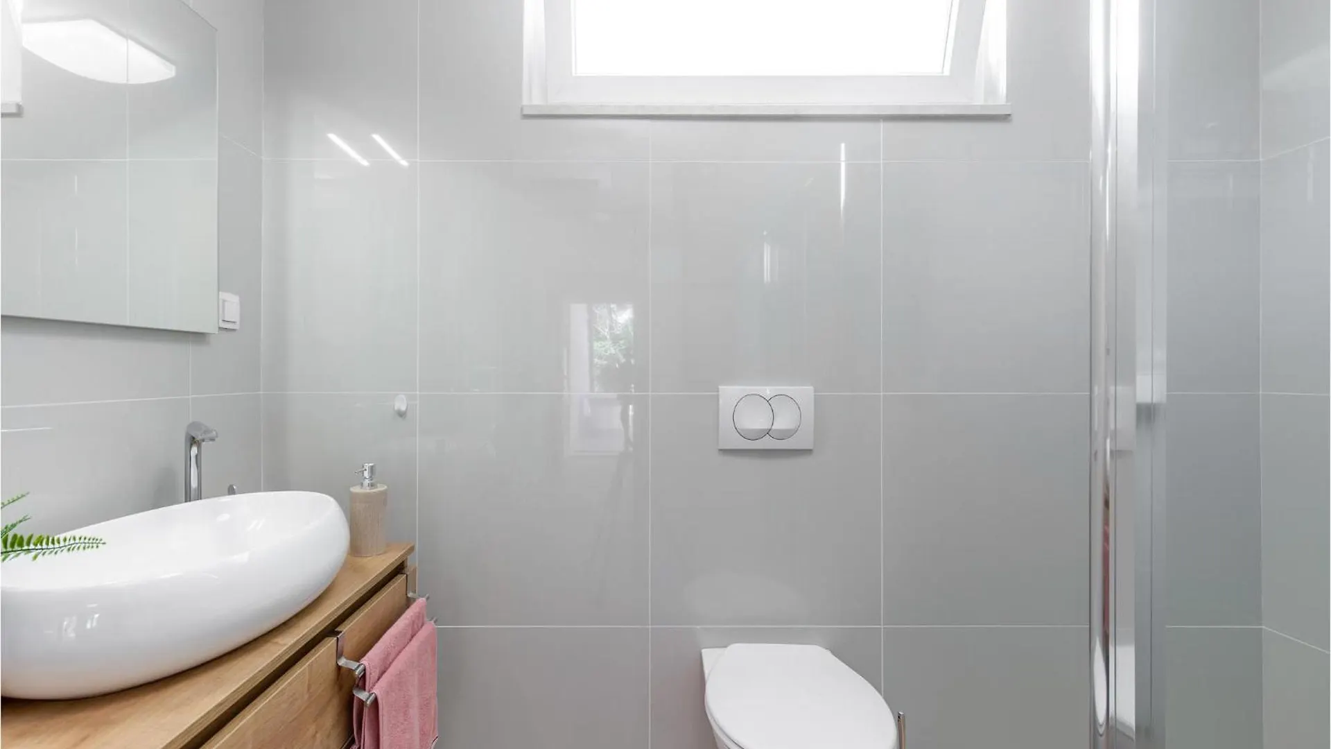 Awesome Home In Lovran With House Sea View Prázdninový dům